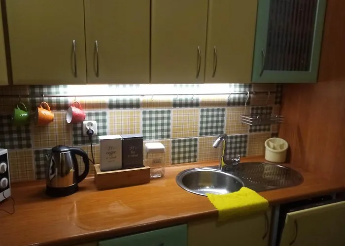 Apartament Julia 1-6 Os II Pietro Ze Sniadaniem Kontynentalnym