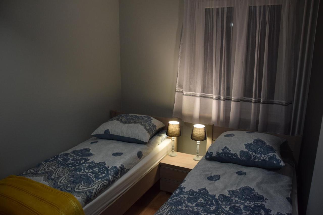 Apartment Julia 1-6 Os Ii Pietro Ze Sniadaniem Kontynentalnym